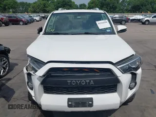 2016 Toyota 4Runner Limited with VIN JTEBU5JR1G5387870, listed as a IAAI auction lot 41944390 with 145,876 mi miles and . Bid and sale history available at DreamBid. Image 12.
