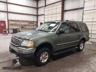 2001 Ford Expedition XLT with VIN 1FMPU16L51LA68509, listed as a IAAI auction lot 41608566 with 193,990 mi miles. Bid and sale history available at carsss.com. Image 19.