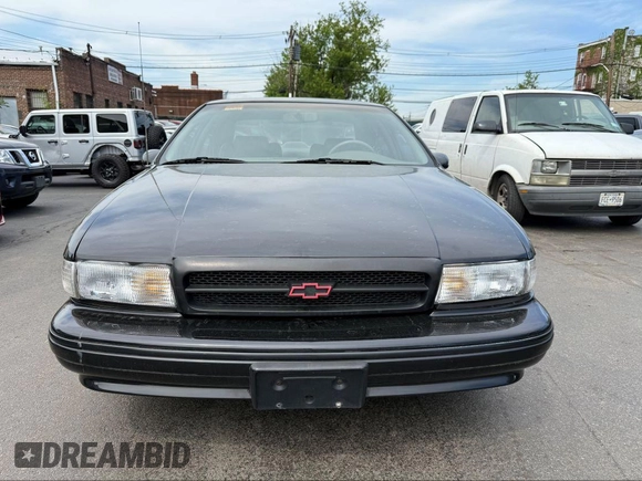 1994 Chevrolet Caprice LS with VIN 1G1BN52P2RR126654, listed as a IAAI auction lot 42166452 with 203,299 mi miles and . Bid and sale history available at DreamBid. Image 12.