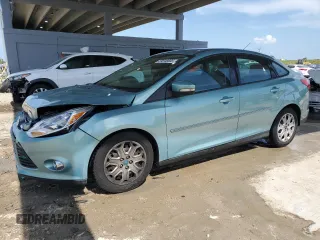 2012 Ford Focus SE z VIN 1FAHP3F21CL254804, wystawiony jako Copart lot #59048665 z przebiegiem 117 566 mil mil oraz Szkoda całkowita • Salvage title. Historia ofert i sprzedaży dostępna na DreamBid. Obrazek 1.