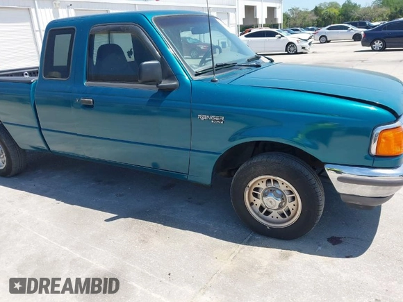 1995 Ford Ranger XL with VIN 1FTCR14A7SPA27802, listed as a IAAI auction lot 42020196 with 169,203 mi miles. Bid and sale history available at carsss.com. Image 1.