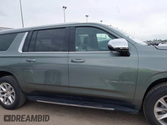 2023 Chevrolet Suburban Premier z VIN 1GNSCFKD8PR362870, wystawiony jako IAAI lot #42148476 z przebiegiem 54 983 mil mil oraz . Historia ofert i sprzedaży dostępna na DreamBid. Obrazek 14.