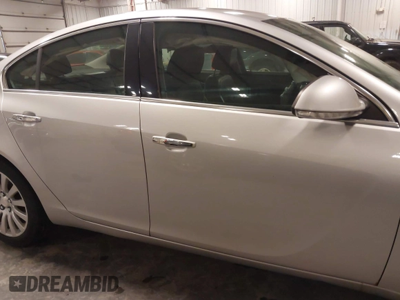 2013 Buick Regal Turbo Premium 1 with VIN 2G4GS5EV7D9131086, listed as a IAAI auction lot 41531035 with 160,322 mi miles and . Bid and sale history available at DreamBid. Image 13.