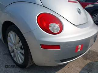 2008 Volkswagen Beetle S z VIN 3VWRW31C88M502079, wystawiony jako IAAI lot #42429122 z przebiegiem 168 324 mil mil oraz . Historia ofert i sprzedaży dostępna na DreamBid. Obrazek 16.
