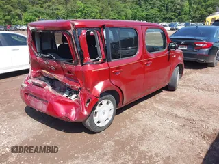 2013 Nissan Cube SL z VIN JN8AZ2KR1DT300088, wystawiony jako IAAI lot #42263059 z przebiegiem 186 538 mil mil oraz . Historia ofert i sprzedaży dostępna na DreamBid. Obrazek 4.
