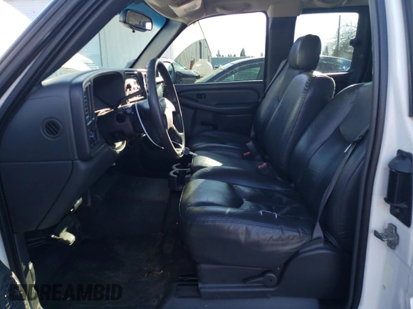 2004 Chevrolet Silverado 1500 Work Truck with VIN 1GCEC19V84E217113, listed as a Copart auction lot 44557325 with 182,226 mi miles and Salvage Title. Bid and sale history available at carsss.com. Image 7.