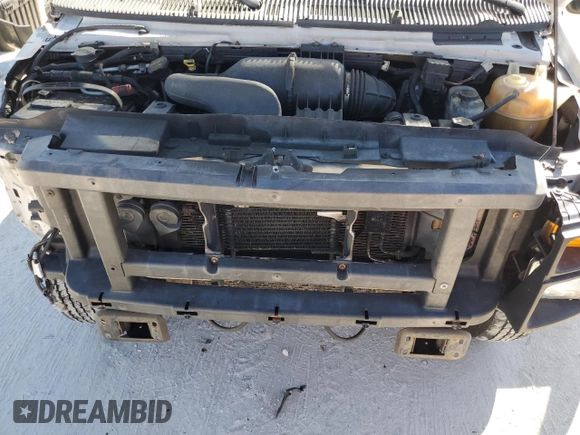 2008 Ford Econoline Cargo Commercial with VIN 1FTNE14W98DB42024, listed as a Copart auction lot 45402915 with 3,667,887 mi miles and Salvage Title. Bid and sale history available at carsss.com. Image 12.