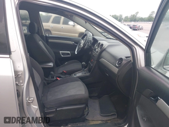 2012 Chevrolet Captiva Sport LT z VIN 3GNAL3E5XCS590035, wystawiony jako IAAI lot #42361870 z przebiegiem 231 136 mil mil oraz . Historia ofert i sprzedaży dostępna na DreamBid. Obrazek 5.