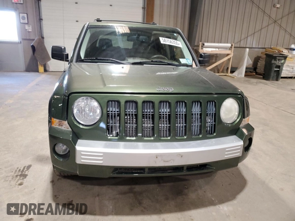 2008 Jeep Patriot Limited with VIN 1J8FF48W78D577601, listed as a Copart auction lot 50156355 with 221,652 mi miles and Clean title. Bid and sale history available at DreamBid. Image 5.