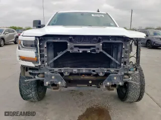 2018 Chevrolet Silverado 1500 LT with VIN 3GCPCREC9JG590094, listed as a Copart auction lot 49334045 with 119,101 mi miles and Salvage Title. Bid and sale history available at carsss.com. Image 5.