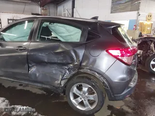 2016 Honda HR-V LX with VIN 3CZRU6H36GM731949, listed as a IAAI auction lot 41563891 with 85,704 mi miles. Bid and sale history available at carsss.com. Image 6.