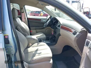 2005 Chrysler Pacifica Touring with VIN 2C8GF68475R434354, listed as a IAAI auction lot 42004496 with 212,092 mi miles and . Bid and sale history available at DreamBid. Image 5.