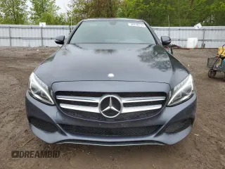 2016 Mercedes-Benz C 300 Luxury z VIN 55SWF4KB0GU157875, wystawiony jako Copart lot #58720115 z przebiegiem 120 320 mil mil oraz Czysty tytuł • Clean title. Historia ofert i sprzedaży dostępna na DreamBid. Obrazek 5.