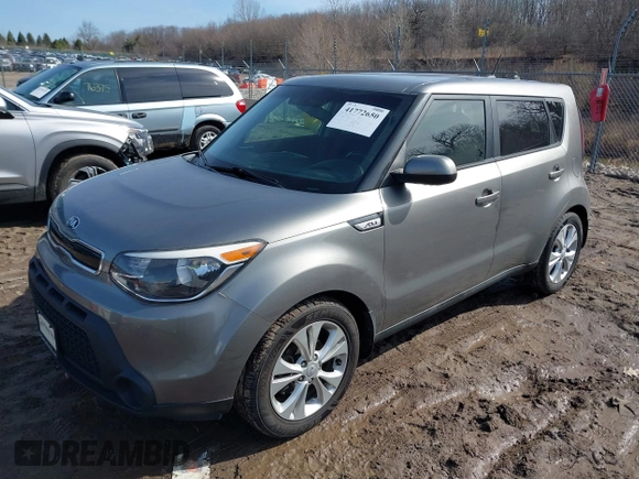 2015 Kia Soul + with VIN KNDJP3A5XF7185380, listed as a IAAI auction lot 41772650 with 79,189 mi miles. Bid and sale history available at carsss.com. Image 17.