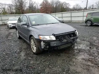 2011 Volvo S40 with VIN YV1672MS2B2541095, listed as a Copart auction lot 84199874 with 63,014 mi miles and Salvage Title. Bid and sale history available at carsss.com. Image 11.