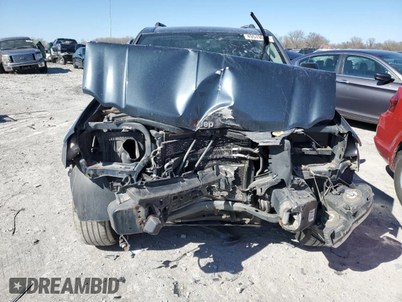 2007 Jeep Grand Cherokee Laredo with VIN 1J8GR48KX7C531824, listed as a Copart auction lot 49519015 with 175,453 mi miles and Salvage Title. Bid and sale history available at carsss.com. Image 5.