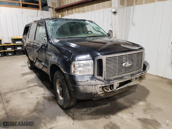 2005 Ford Excursion Limited with VIN 1FMSU43P15EA23869, listed as a Copart auction lot 83474694 with 214,641 mi miles and Salvage Title. Bid and sale history available at carsss.com. Image 4.