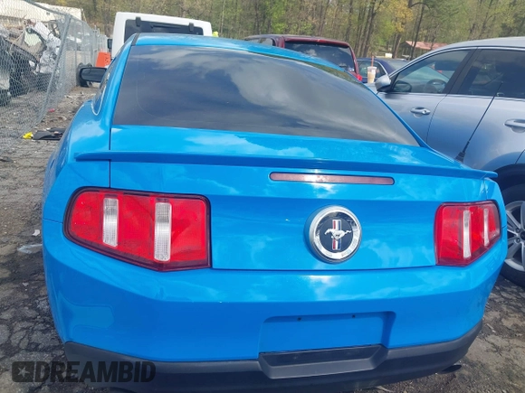 2011 Ford Mustang V6 with VIN 1ZVBP8AM7B5140537, listed as a IAAI auction lot 41941144 with 109,573 mi miles and . Bid and sale history available at carsss.com. Image 16.