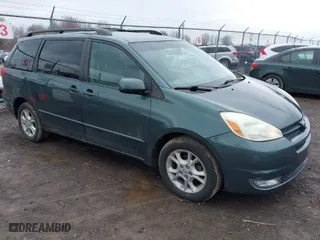 2004 Toyota Sienna XLE with VIN 5TDBA22C64S004906, listed as a IAAI auction lot 41892748 with 182,444 mi miles. Bid and sale history available at carsss.com. Image 1.