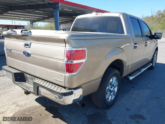 2013 Ford F-150 XL with VIN 1FTFW1CF8DFA34950, listed as a IAAI auction lot 41842807 with 103,073 mi miles. Bid and sale history available at carsss.com. Image 4.