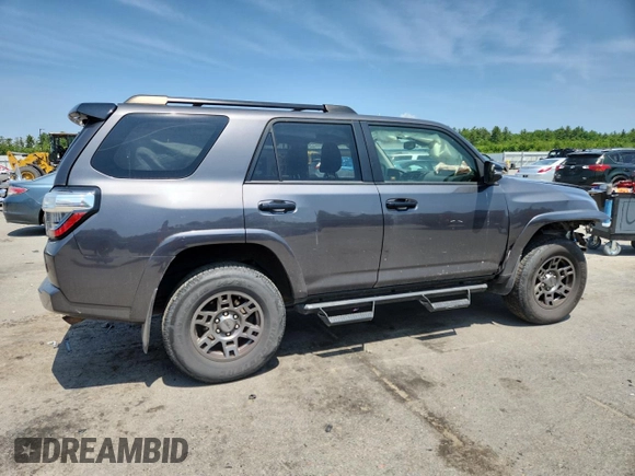 2020 Toyota 4Runner SR5 with VIN JTEBU5JR1L5810893, listed as a Copart auction lot 61157285 with 35,426 mi miles and Salvage title. Bid and sale history available at DreamBid. Image 3.