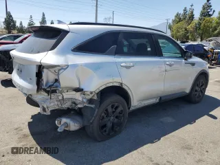 2021 Kia Sorento S with VIN 5XYRLDLC4MG038326, listed as a Copart auction lot 57798925 with 71,163 mi miles and Salvage title. Bid and sale history available at DreamBid. Image 3.