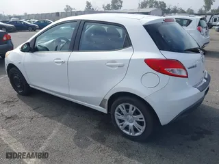 2011 Mazda Mazda2 Sport with VIN JM1DE1HZ5B0117331, listed as a IAAI auction lot 42084291 with 176,619 mi miles. Bid and sale history available at carsss.com. Image 3.