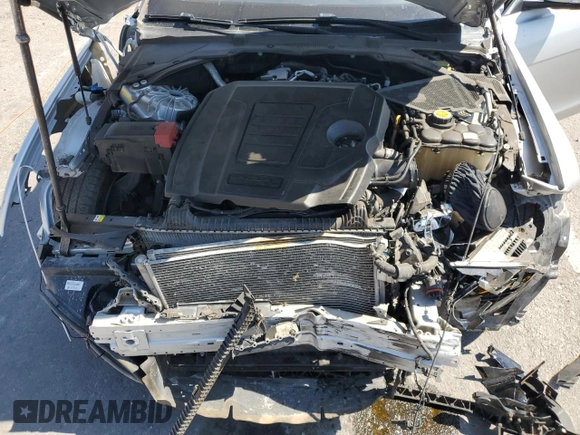 2019 Jaguar XE 25t with VIN SAJAR4FX6KCP49670, listed as a Copart auction lot 75340594 with 71,282 mi miles and Salvage Title. Bid and sale history available at carsss.com. Image 13.