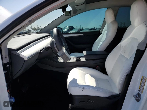 2022 Tesla Model Y Long Range with VIN 7SAYGDEE8NF551850, listed as a Copart auction lot 52747195 with 62,340 mi miles and Salvage Title. Bid and sale history available at carsss.com. Image 7.