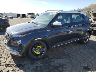 2025 Hyundai Venue SEL z VIN KMHRC8A34SU356271, wystawiony jako Copart lot #46292725 z przebiegiem 2 918 mil mil oraz Szkoda całkowita • Salvage title. Historia ofert i sprzedaży dostępna na DreamBid. Obrazek 1.