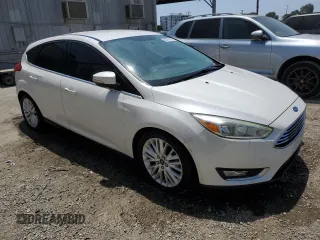 2015 Ford Focus Titanium with VIN 1FADP3N23FL375368, listed as a Copart auction lot 60707305 with 153,300 mi miles and Clean title. Bid and sale history available at DreamBid. Image 4.