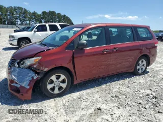 2014 Toyota Sienna L z VIN 5TDZK3DC4ES496593, wystawiony jako Copart lot #57756515 z przebiegiem 218 919 mil mil oraz Czysty tytuł • Clean title. Historia ofert i sprzedaży dostępna na DreamBid. Obrazek 1.