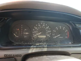 2001 Toyota Camry CE z VIN 4T1BG22K21U060785, wystawiony jako Copart lot #51105825 z przebiegiem Nie podano mil oraz Szkoda całkowita • Salvage title. Historia ofert i sprzedaży dostępna na DreamBid. Obrazek 9.