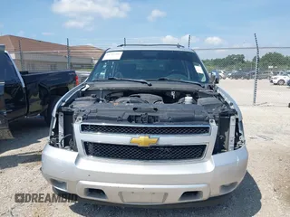 2013 Chevrolet Tahoe LS with VIN 1GNSCAE08DR153829, listed as a IAAI auction lot 42742266 with 216,821 mi miles and . Bid and sale history available at DreamBid. Image 12.
