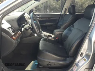 2014 Subaru Legacy Limited z VIN 4S3BMBL61E3038352, wystawiony jako Copart lot #52995135 z przebiegiem 75 598 mil mil oraz Szkoda całkowita • Salvage title. Historia ofert i sprzedaży dostępna na DreamBid. Obrazek 7.
