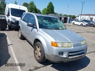 2004 Saturn VUE V6 z VIN 5GZCZ53494S879098, wystawiony jako IAAI lot #42225868 z przebiegiem 197 316 mil mil oraz . Historia ofert i sprzedaży dostępna na DreamBid. Obrazek 1.