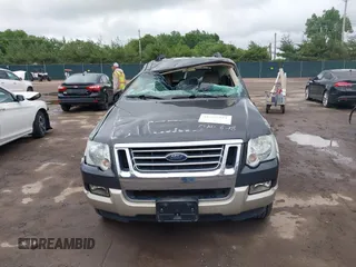 2007 Ford Explorer Eddie Bauer с VIN 1FMEU64EX7UA41639, выставлен на аукционе IAAI как лот 42539231 с пробегом Не указан миль и . История ставок и продаж доступна на DreamBid. Изображение 12.