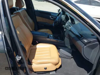 2010 Mercedes-Benz E with VIN WDDHF8HB8AA105439, listed as a IAAI auction lot 42092513 with 226,837 mi miles. Bid and sale history available at carsss.com. Image 5.