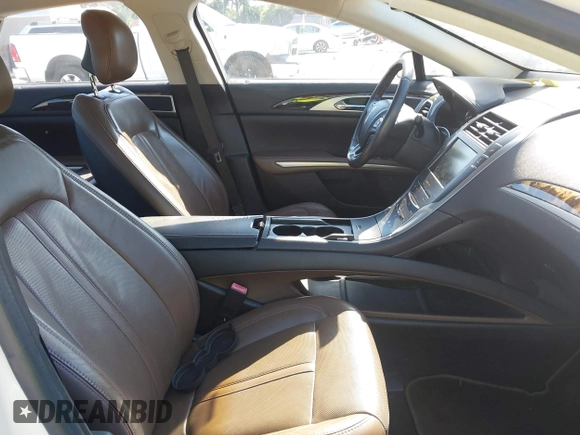 2014 Lincoln MKZ Hybrid with VIN 3LN6L2LU6ER835342, listed as a IAAI auction lot 42741532 with 156,580 mi miles and . Bid and sale history available at DreamBid. Image 5.