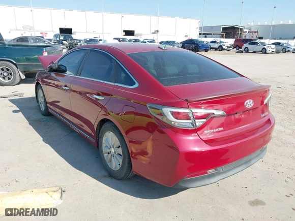 2016 Hyundai Sonata Hybrid SE with VIN KMHE24L19GA016239, listed as a IAAI auction lot 40813246 with 118,031 mi miles. Bid and sale history available at carsss.com. Image 3.