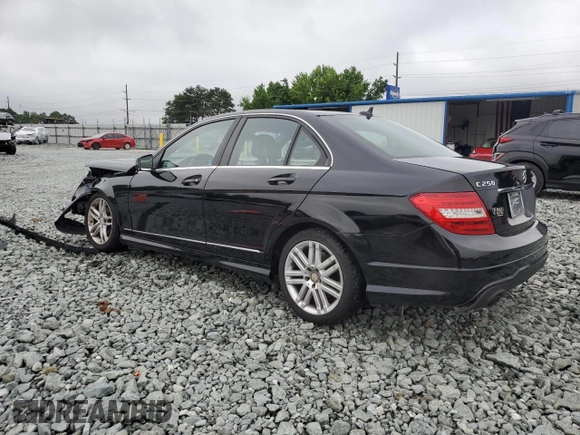 2013 Mercedes-Benz C 250 Sport с VIN WDDGF4HB4DR258779, выставлен на аукционе Copart как лот 61388095 с пробегом 257 716 миль миль и Списание • Salvage title. История ставок и продаж доступна на DreamBid. Изображение 2.