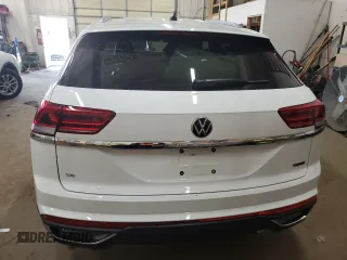 2021 Volkswagen Atlas SE with VIN 1V2LC2CA0MC241659, listed as a Copart auction lot 51997185 with 43,002 mi miles and Salvage title. Bid and sale history available at DreamBid. Image 6.