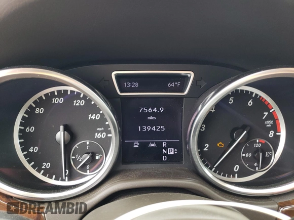 2012 Mercedes-Benz M 550 z VIN 4JGDA7DB6CA069109, wystawiony jako Copart lot #49747475 z przebiegiem 139 425 mil mil oraz Czysty tytuł • Clean title. Historia ofert i sprzedaży dostępna na DreamBid. Obrazek 9.