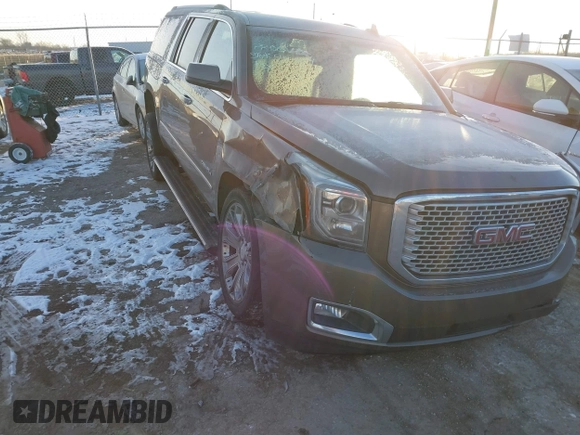 2016 GMC Yukon XL Denali with VIN 1GKS2HKJ8GR432174, listed as a IAAI auction lot 41411844 with 187,258 mi miles and . Bid and sale history available at carsss.com. Image 1.