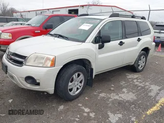 2007 Mitsubishi Endeavor LS with VIN 4A4MN21S47E075272, listed as a IAAI auction lot 41751802 with 189,090 mi miles. Bid and sale history available at carsss.com. Image 2.