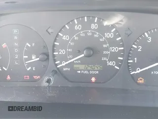2001 Toyota Camry LE z VIN JT2BF22KX10342454, wystawiony jako IAAI lot #41939743 z przebiegiem 124 045 mil mil oraz . Historia ofert i sprzedaży dostępna na DreamBid. Obrazek 15.