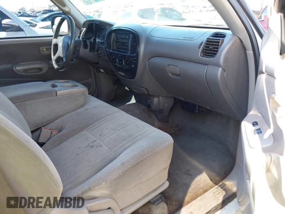 2001 Toyota Tundra SR5 with VIN 5TBRN341X1S166076, listed as a IAAI auction lot 41611961 with 177,097 mi miles and . Bid and sale history available at DreamBid. Image 5.