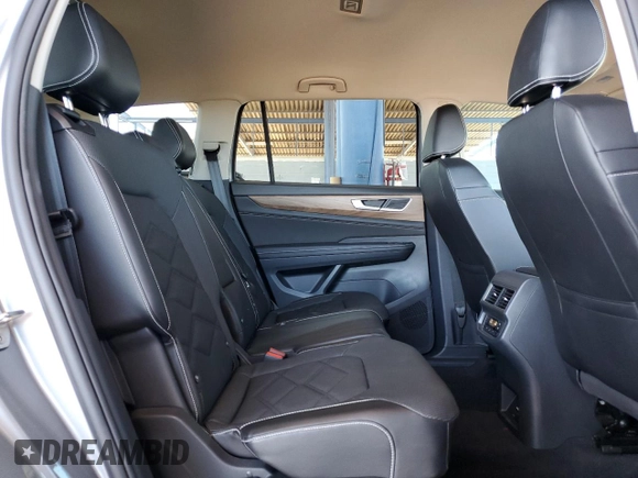 2024 Volkswagen Atlas SE with VIN 1V2DR2CA1RC593093, listed as a Copart auction lot 56397325 with 14,524 mi miles and Salvage title. Bid and sale history available at DreamBid. Image 11.