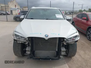 2018 BMW X5 xDrive35i with VIN 5UXKR0C51J0X91452, listed as a IAAI auction lot 41886539 with 39,521 mi miles. Bid and sale history available at carsss.com. Image 13.