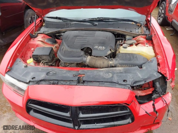2014 Dodge Charger SXT with VIN 2C3CDXHG0EH370982, listed as a IAAI auction lot 41472448 with 92,269 mi miles. Bid and sale history available at carsss.com. Image 10.